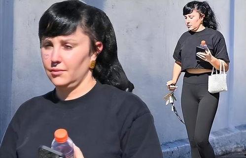 娱乐圈吃瓜小说一口气看完,一网打尽,揭秘明星背后的秘密